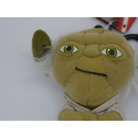 Star Wars Yoda Talking Plush Clip-on - Picture 3 of 3